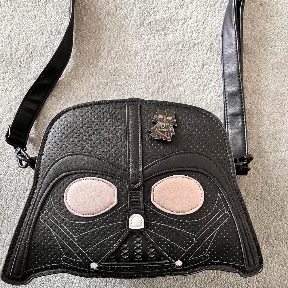 Loungefly Star Wars Darth Vader Funko Pop crossbody Bag